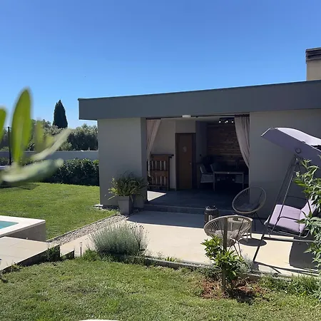 Vila Prive Polai Villa